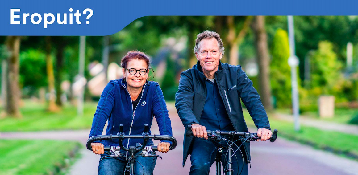 Man en vrouw op fiets